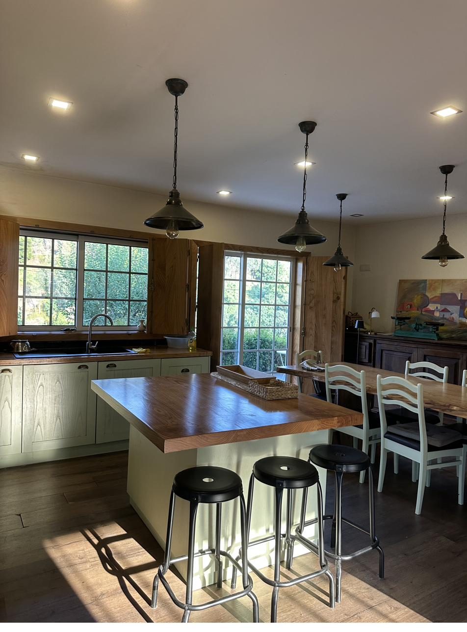 Cozinha e sala de jantar